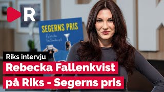 Rebecka Fallenkvist intervjuas på Riks om sin bok 