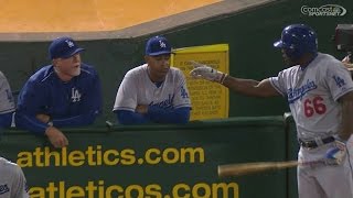 LAD@OAK: Puig frustrated after exiting game