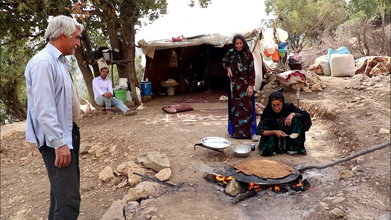 Nomadic Family Baking Oak Bread Iran S Lifestyle Youtube