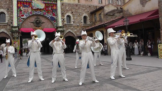 《ＨＤ》 ＴＤＳ 東京ディズニーシー マリタイムバンド　20130528 最後お茶目なお姉さん