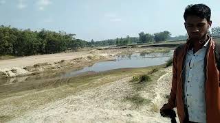 নীলফামারীতে বাঁশের সাঁকোয় ভরসা। Relying on bamboo bridges। Green News24