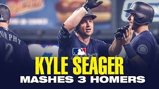 Kyle Seager slugs three homers vs. the Tigers