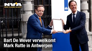 Bart De Wever verwelkomt Mark Rutte in Antwerpen