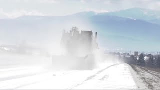 How does the Montana Department of Transportation develop its road report?