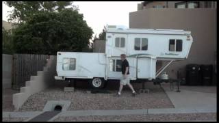 Opening a Trailmanor 2619 Travel Trailer