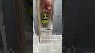 Unpleasant incident in the toilet from Pacman