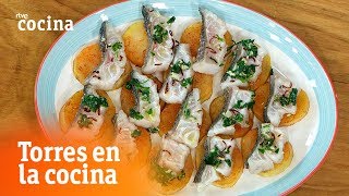 Cómo hacer lubina a la donostiarra - Torres en la Cocina | RTVE Cocina