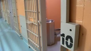 Roanoke City Jail trying different methods to help those with mental health issues