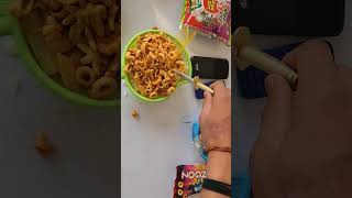 5 rs ke snacks me pen nikla #unboxing