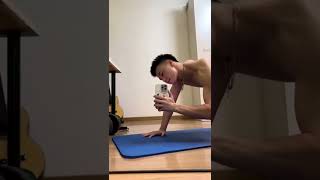 【Tik Tok】腹肌 | 肌肉 | 俯臥撑 | 女友視角 | 對鏡拍 | 亞洲 | 健身 | Douyin