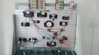 Pneumatic System: Sequence Circuit using limiting Switch (makes an automation)