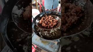 Eating Lays Chicken Leg Peice 🍗| Worst Chicken Pakoda Experience in Kakinda 😔| Oil OCD Boy🙄 #shorts