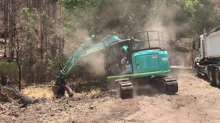 Multi-Grab Bucket and Kobelco Excavator in Action