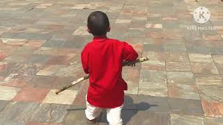 Kids playing at Pashupati nath temple.पशुपति नाथमा बच्चाहरु रमाउंदै।