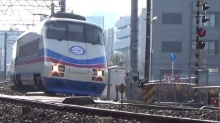 【京成】千住大橋駅近くのカーブに差し掛かるAE100形さよなら列車