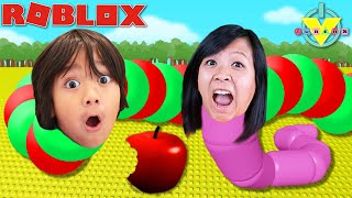 Ryan is a WORM in Roblox! Ryan Vs Mommy! Let's Play Roblox WORMFACE with Ryan's