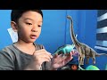 Dinosaur toys and trivia with Jarvis 🦖🦕#dinosaur #lovedinosaur