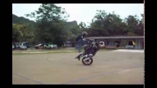 LiBerty stunt cha-am \u0026 P'JOM โชว์โรงเรียนชาวไร่ 17/06/54