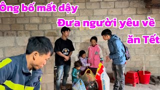 Ông bố mất dậy đưa người yêu về ăn Tết đòi chia quà với các cháu ,để nuôi béo người tình.