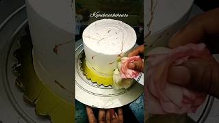 🌹🌺🌸real flower cake decoration|flower cake design|couple's cake design| #shorts #viral #trending