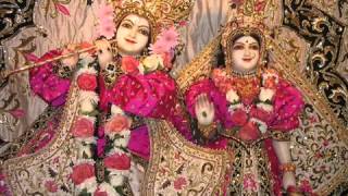 Srila Prabhupada sings Gaura Pahou song by Narottama das Thakura, 1466 1572 AD )