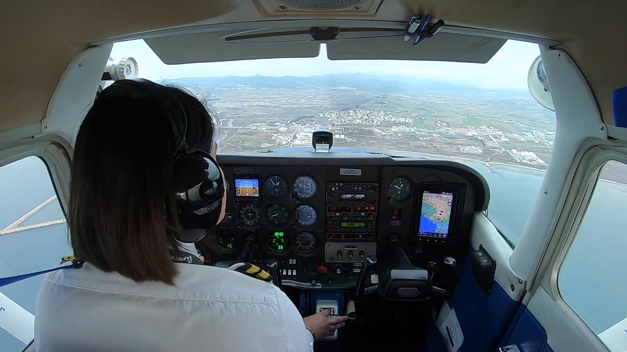 First Solo Flight Student Pilot - YouTube