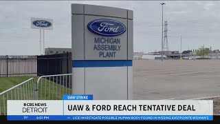 Ford UAW members await details of game-changing tentative agreement