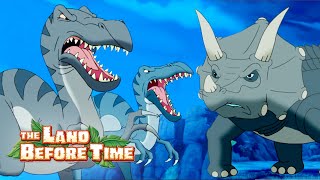 Sharpteeth Sneak In! | Full Episode | The Land Before Time