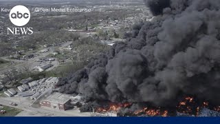 ‘Worst-case scenario’ l Indiana recycling plant fire