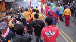 2012 0401 大甲鎮瀾宮福德彌勒團於大甲媽祖回鑾時繞行市區