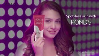 Get spot-less glowing skin with POND'S bright beauty face wash!