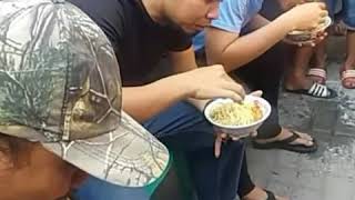 Hebooh 17 Agustus Lomba Makan Mie Ayam Panas2 Pakai Tangan Di Rt 008/04