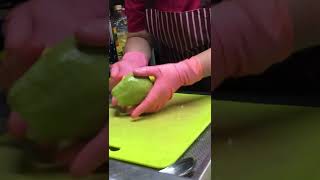 水果忍者在台灣，驚人的切水果技巧-台灣街頭小吃 FRUIT NINJA of Taiwan,Amazing Fruit Cutting Skills -Taiwan street food