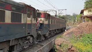 Udyan Express passing Khandala Crossing in Bhor Ghat