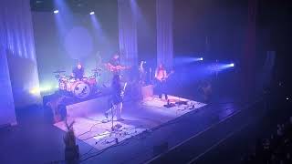 Alcest Live at L'Olympia, Paris, 06/12/2024 - Sapphire