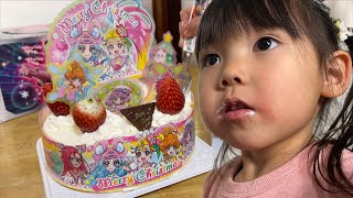 トロピカル〜ジュ！プリキュアと仮面ライダーリバイスのクリスマスケーキを食べちゃうぞ♡