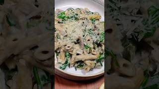 Creamy Vegan Alfredo Sauce 😋