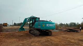 new kobelco sk220 arrived today