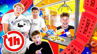 Who Can Win The Most Arcade Tickets in 1 Hour Challenge!?