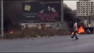 شاب فلسطيني يرقص الدبكة قبل رشق قوات الاحتلال بالحجارة