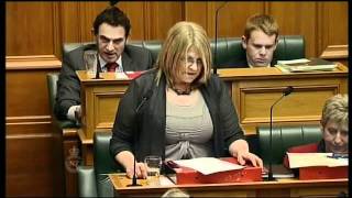 27.9.11 - Question 12: Darien Fenton to the Minister of Labour