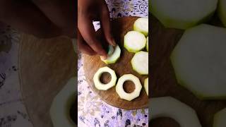 lauki ki unique recipe 😋 crispy snacks #youtubeshort #food #trending