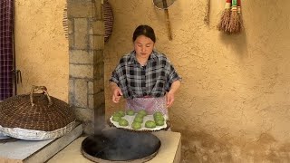 生长在大山里艾草，挖回家蒸一锅艾草青团，软糯香甜太美味了【农村棉儿姐】