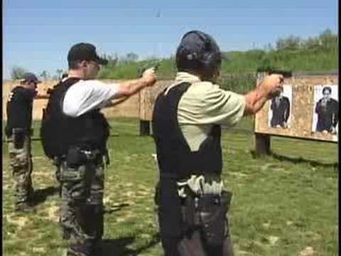 Police Gun Training - YouTube