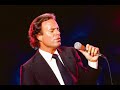 JULIO IGLESIAS EN CONCIERTO EN SANTIAGO DE COMPOSTELA, BARCELONA Y TRUJILLO