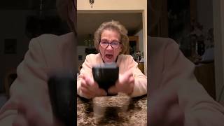 Granny friendly phone  #granny #lively #activeaging #jitterbug  @lively