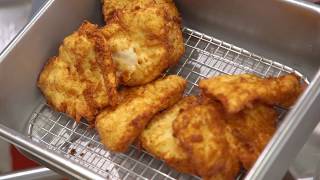 Here's How Chick-fil-A Makes A Perfectly Crispy Chicken Sandwich | Southern Living