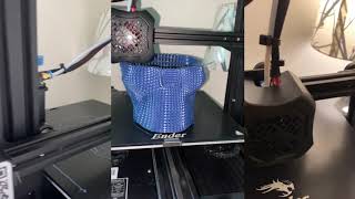 Creality3D Ender-3 V2, 3D Printing In Action (A Christmas gifts is coming 🎁)
