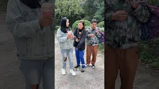 妈妈的医药费好不容易有着落还被抢走了。#positiveenergy #skit#funny #drama #短剧 #正能量 #反转