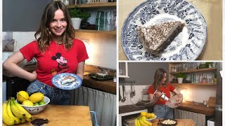 Yummy Raw Vegan Banoffee Pie with Gabrielle Aplin  (#FoodWithFriends)